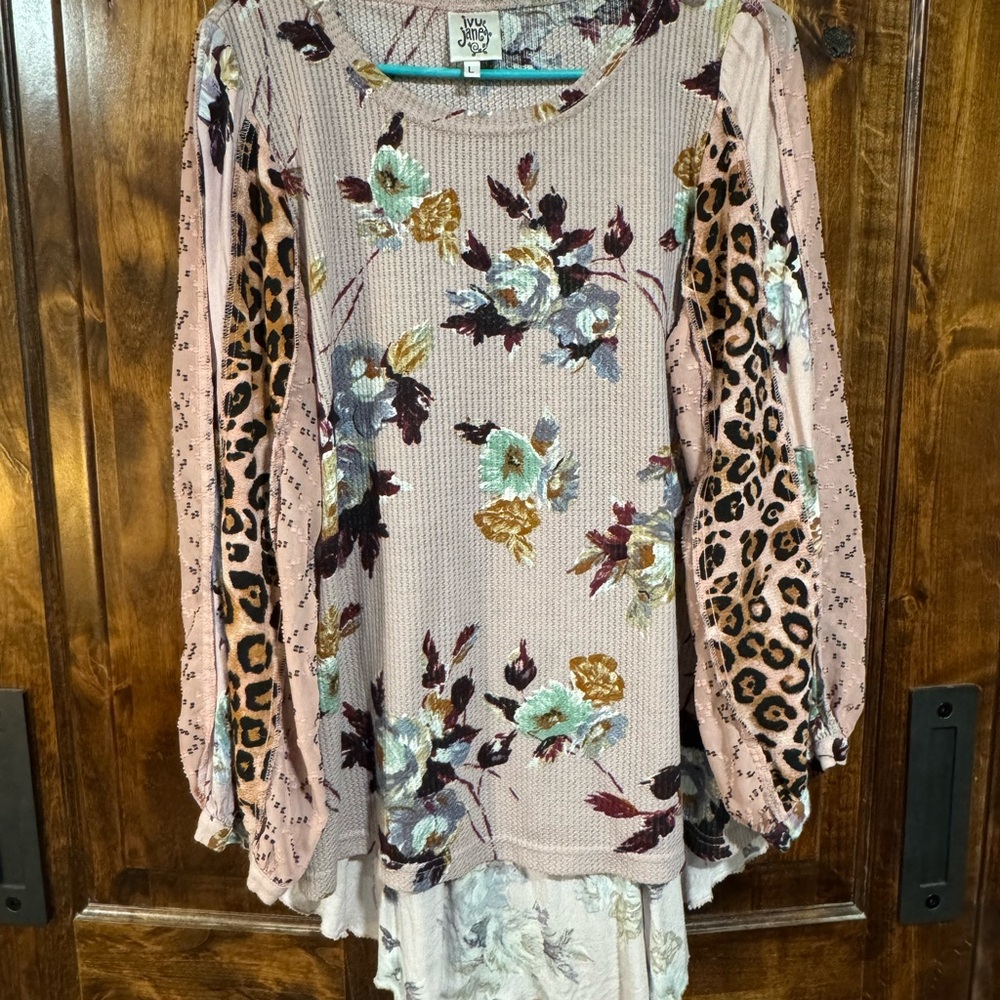 Floral and Leopard Print Women's Top